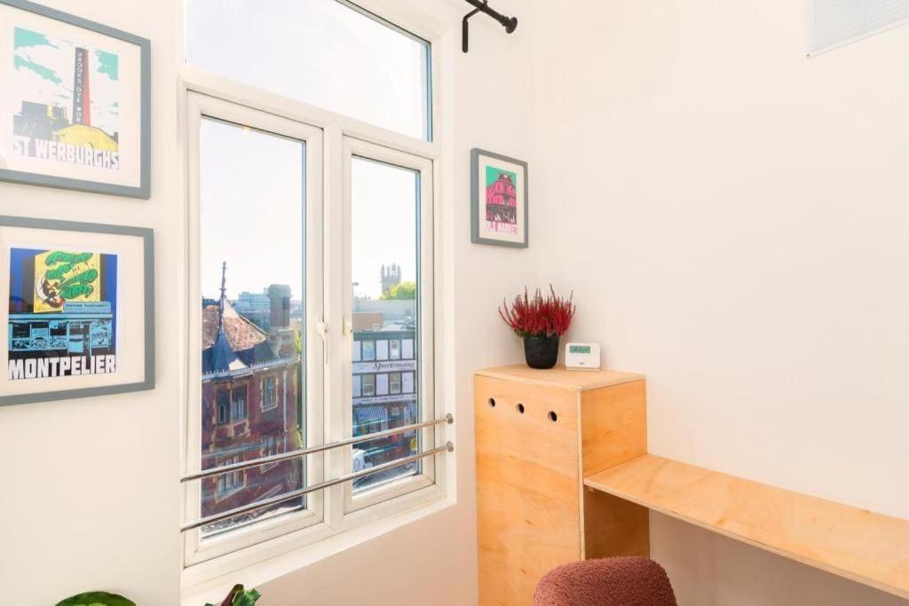 Bright Loft