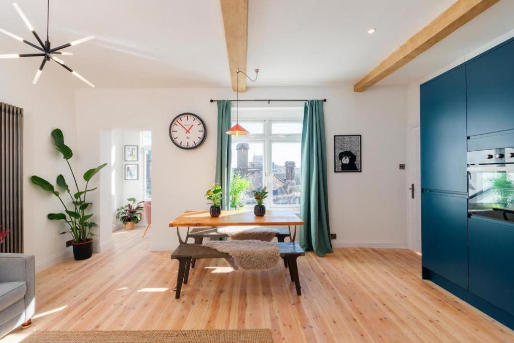 Bright Loft